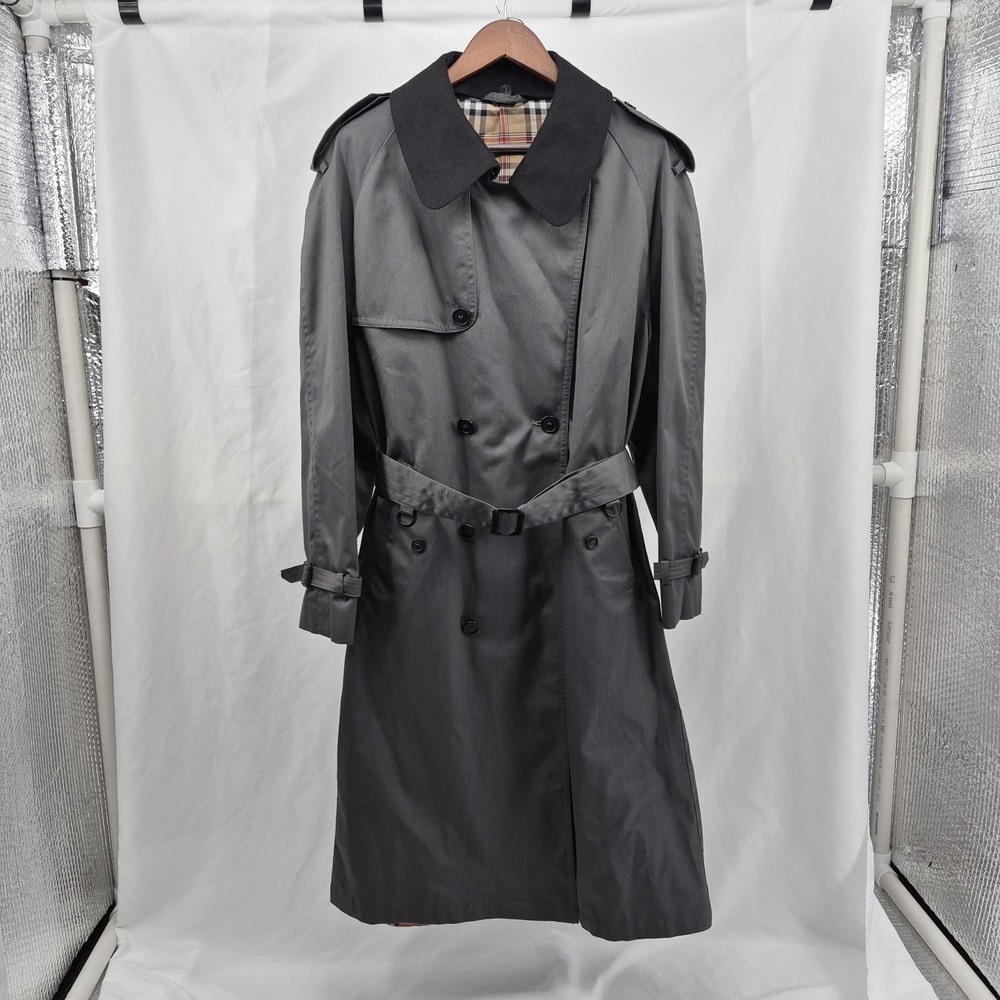 Charcoal Gray Double Breasted Trenchcoat Men's Check Plaid‎ Lining Size 44